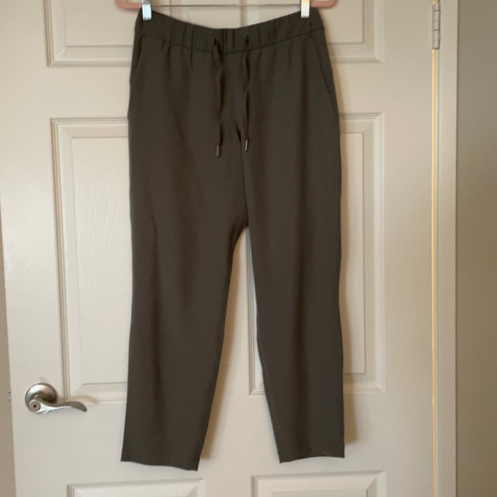 Lululemon keep moving 7/8 high-rise pants